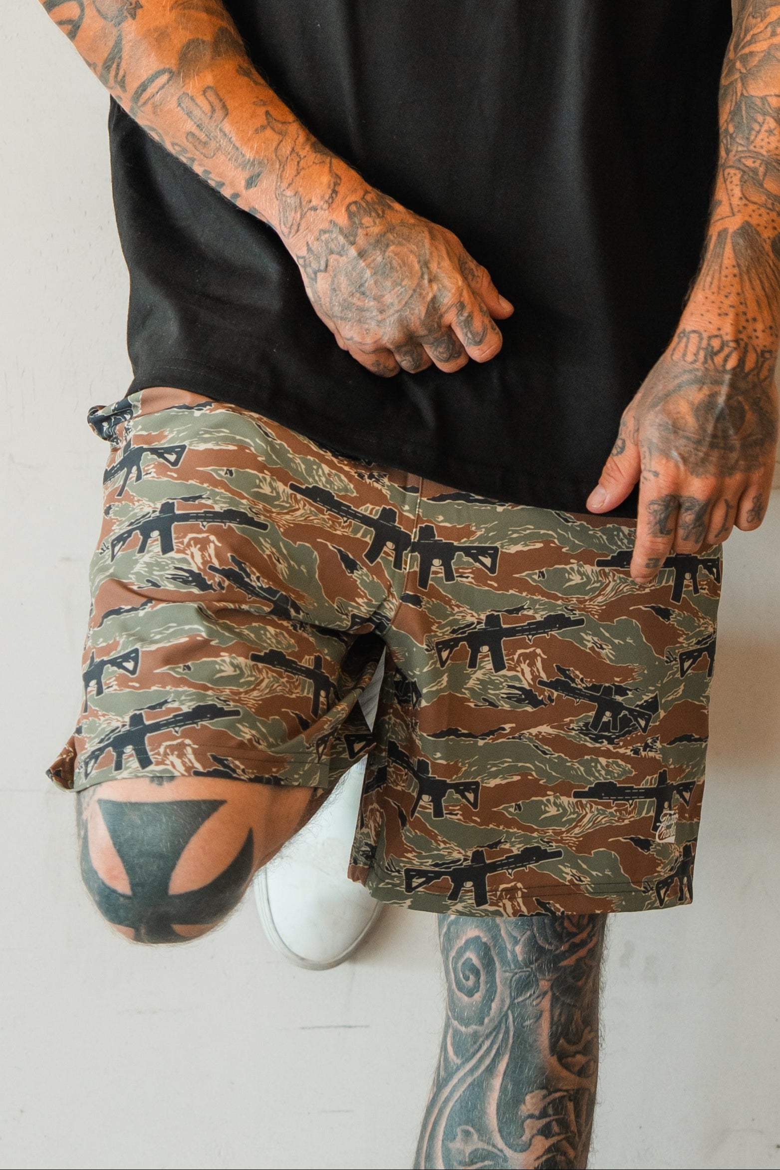 Men's Performance Training Shorts | 5.5"- Snipes & Stripes