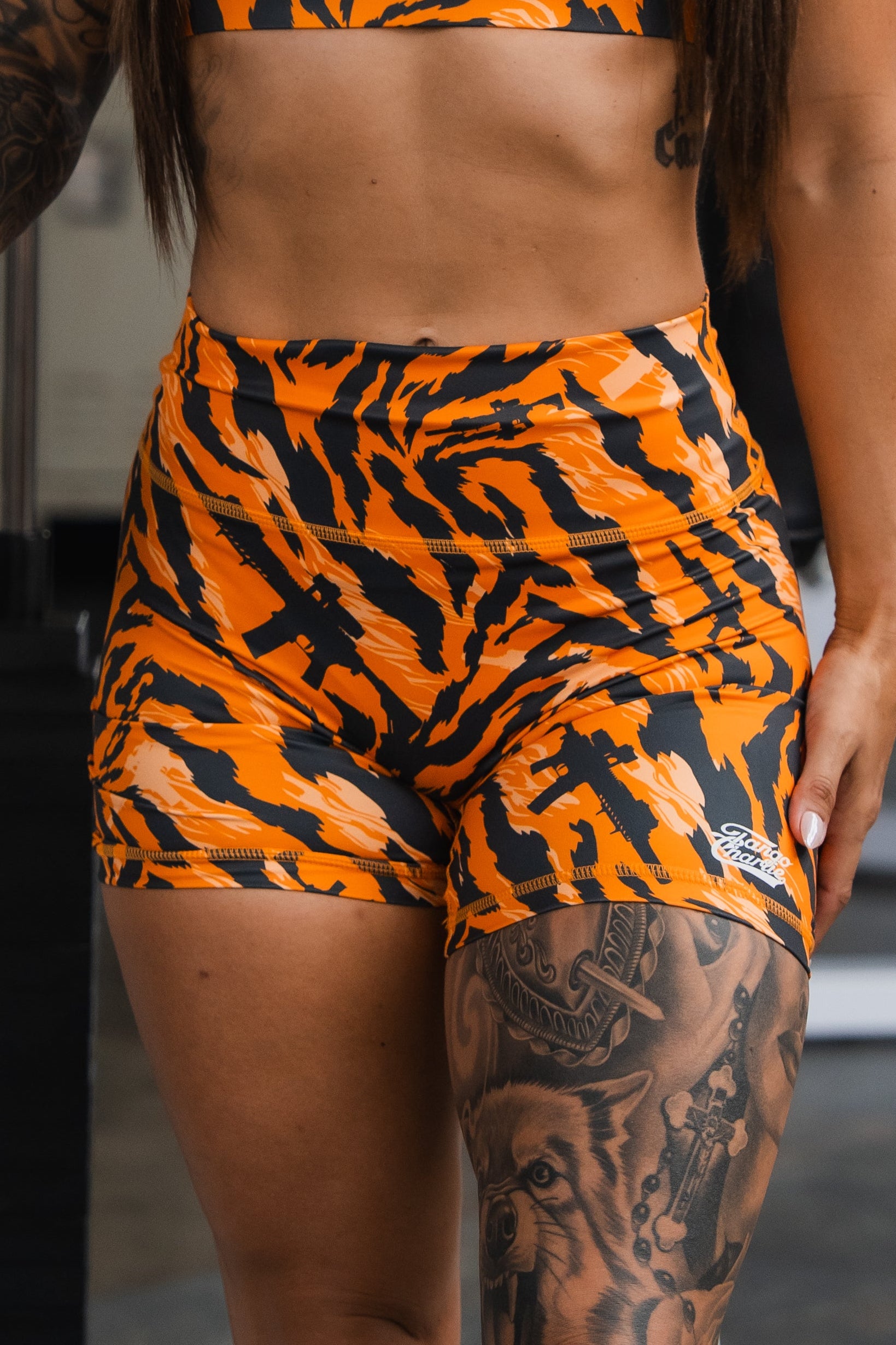 Women's High-Waisted Seamless Front Compression Training Shorts | Tiger Snipe
