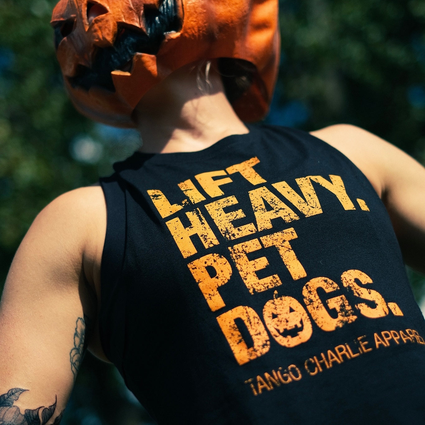 Lift Heavy. Pet Dogs. - Pumpkin Edition Women's Crop Tank