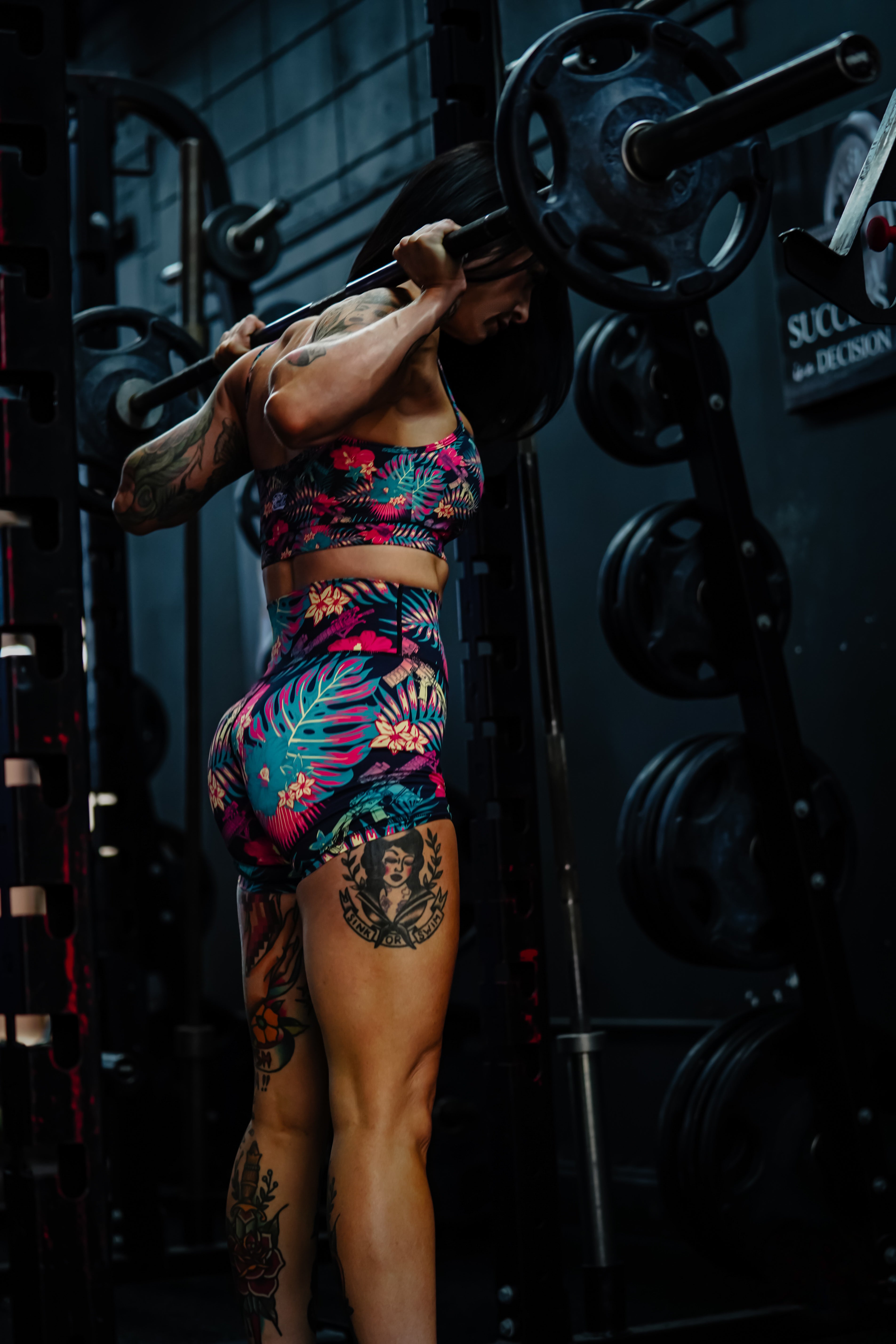 Women's High-Waisted Seamless Front Compression Training Shorts | Tropical Assassin