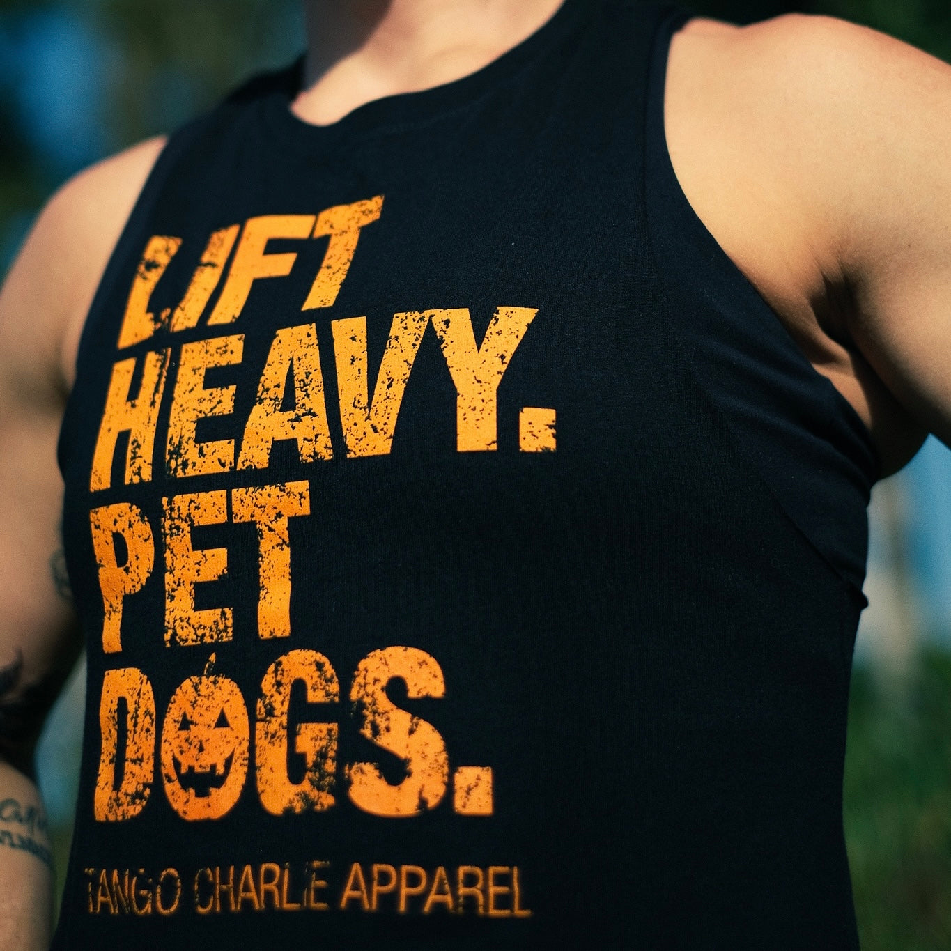 Lift Heavy. Pet Dogs. - Pumpkin Edition Women's Crop Tank
