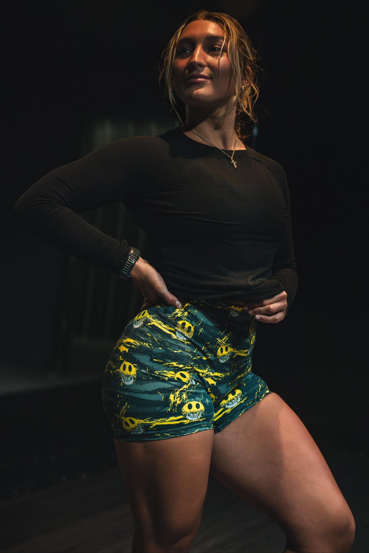 Women's High-Waisted Seamless Front Compression Training Shorts | Savage