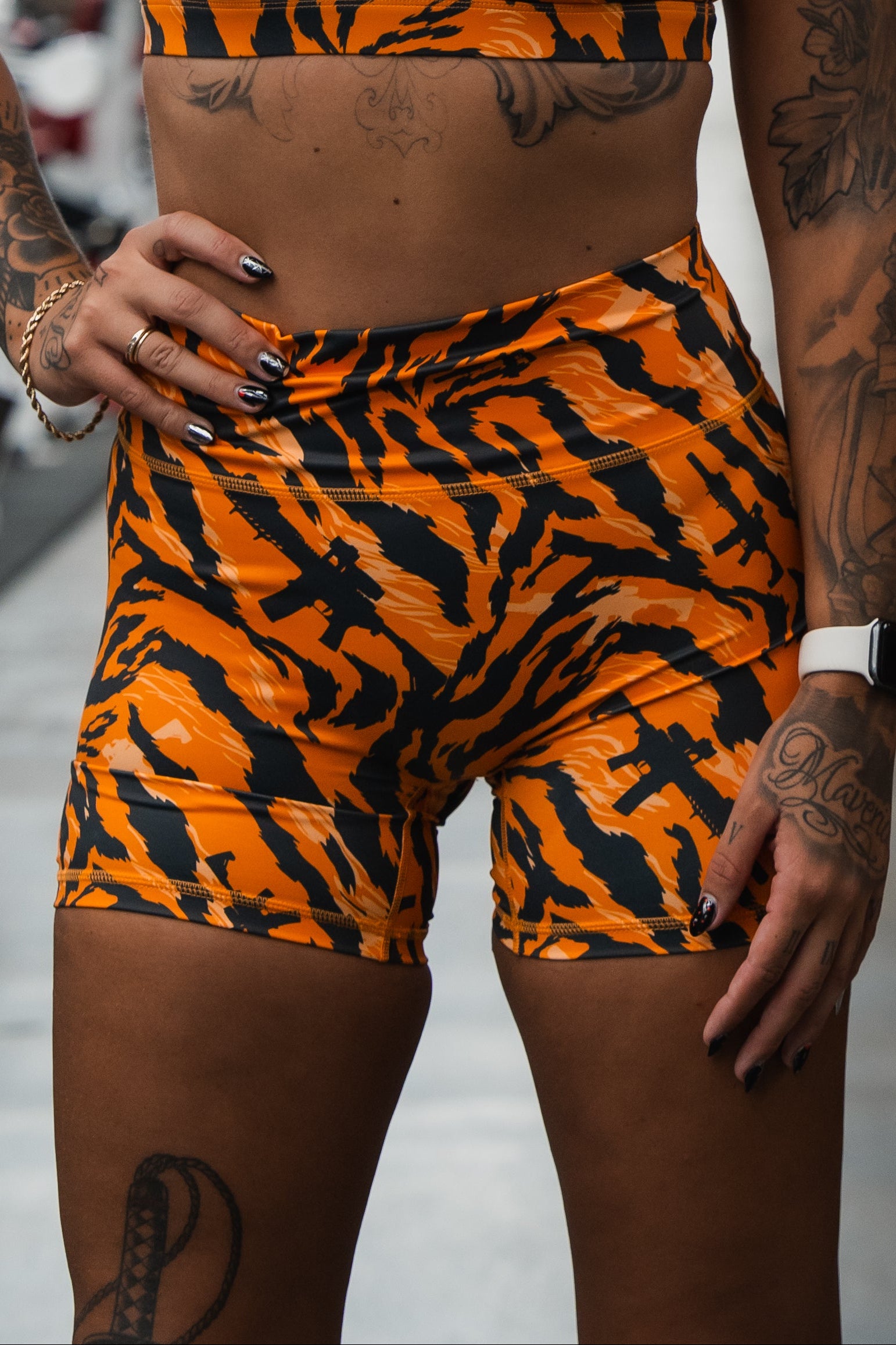 Women's High-Waisted Seamless Front Compression Training Shorts | Tiger Snipe