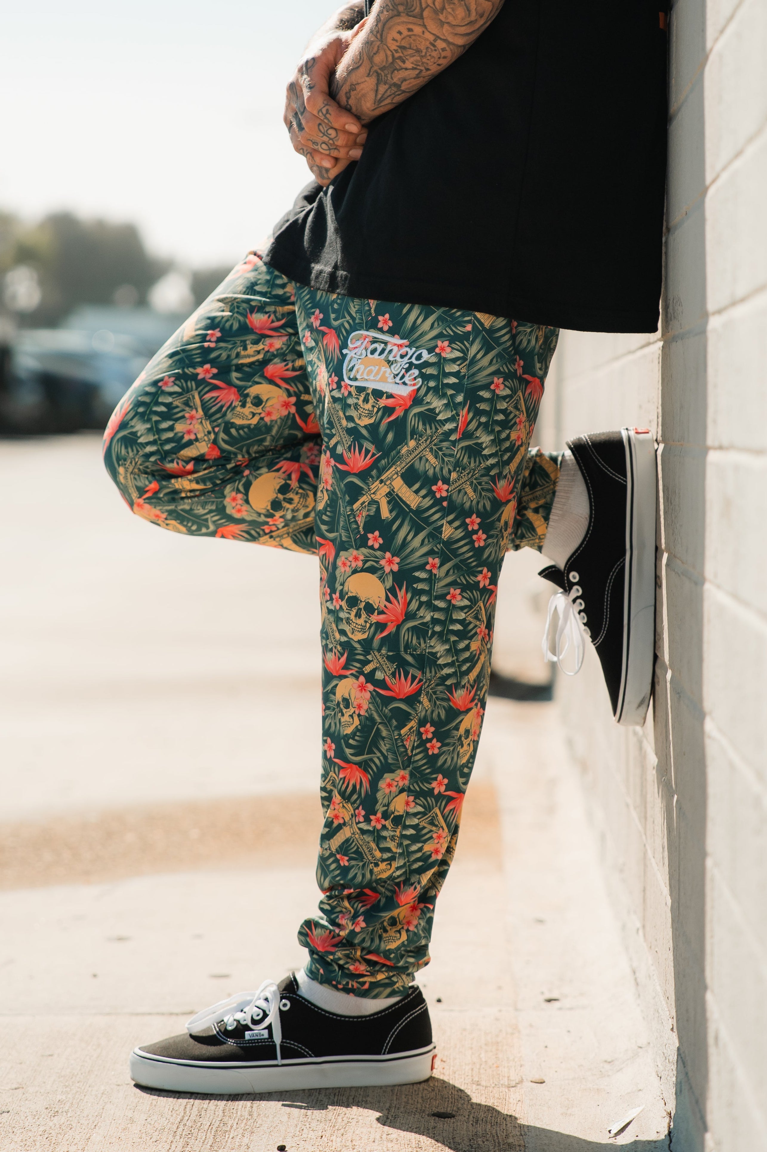 マウンテンマーシャルアーツ Pocket Run Pants Aloha Men's Classic Premium Joggers | Aloha AR