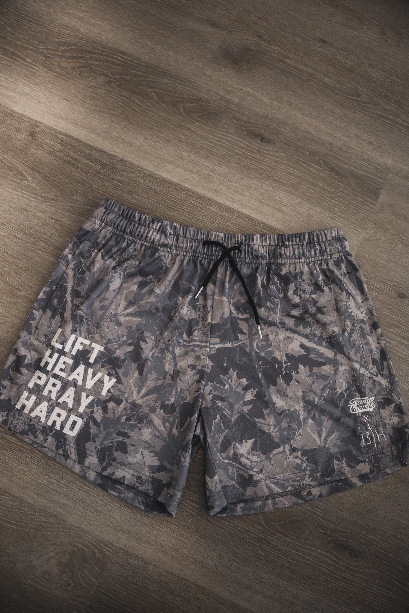 Men's Deadwood Camo Mesh Lifestyle Shorts | 5.5